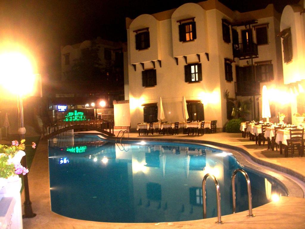 Ale Suite Hotel Torba Exterior photo
