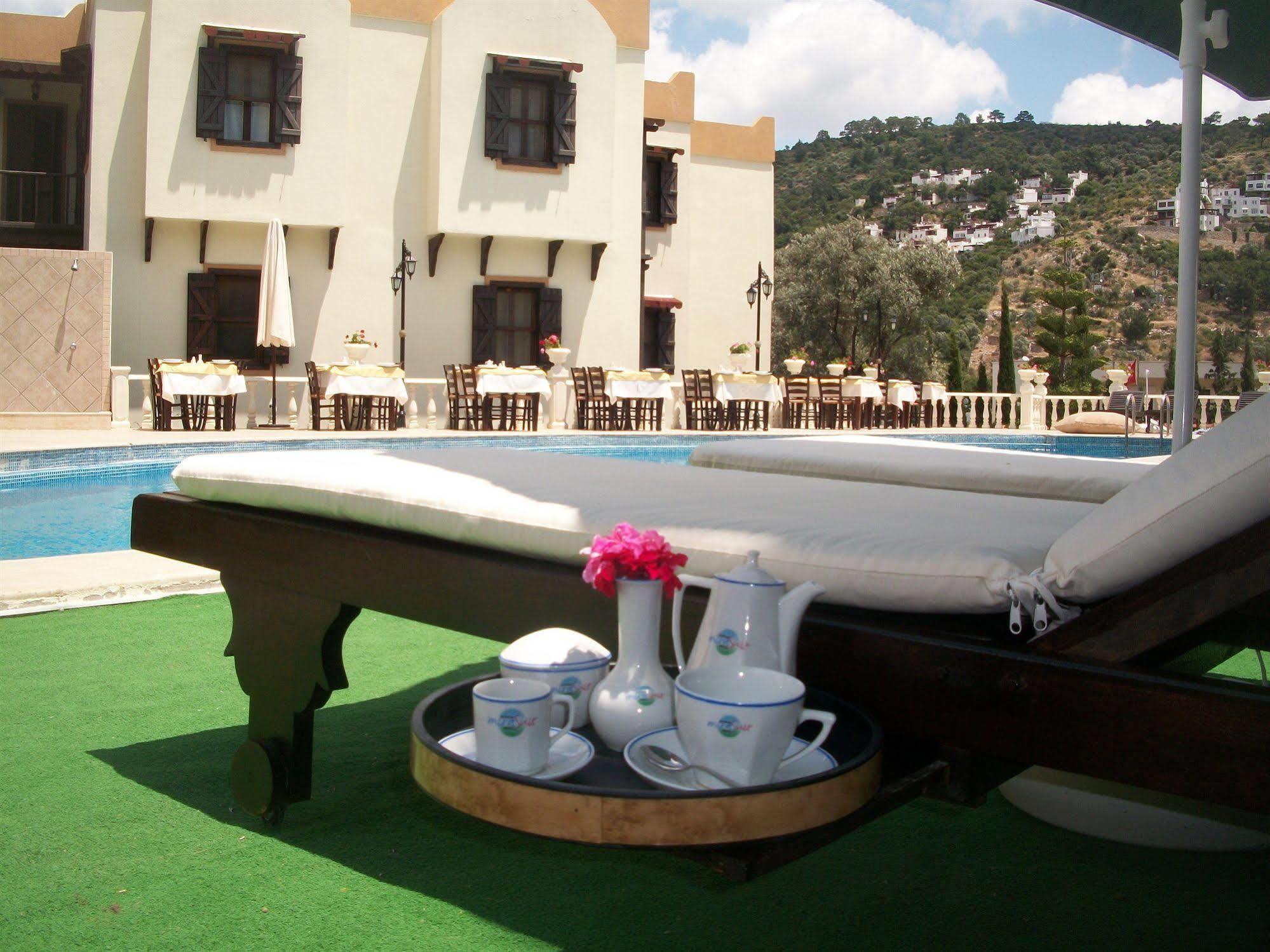 Ale Suite Hotel Torba Exterior photo