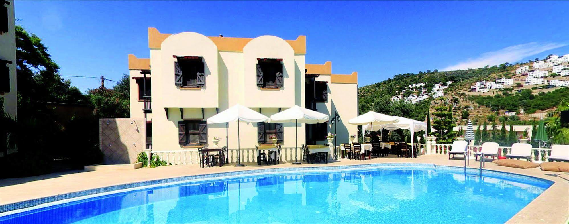 Ale Suite Hotel Torba Exterior photo